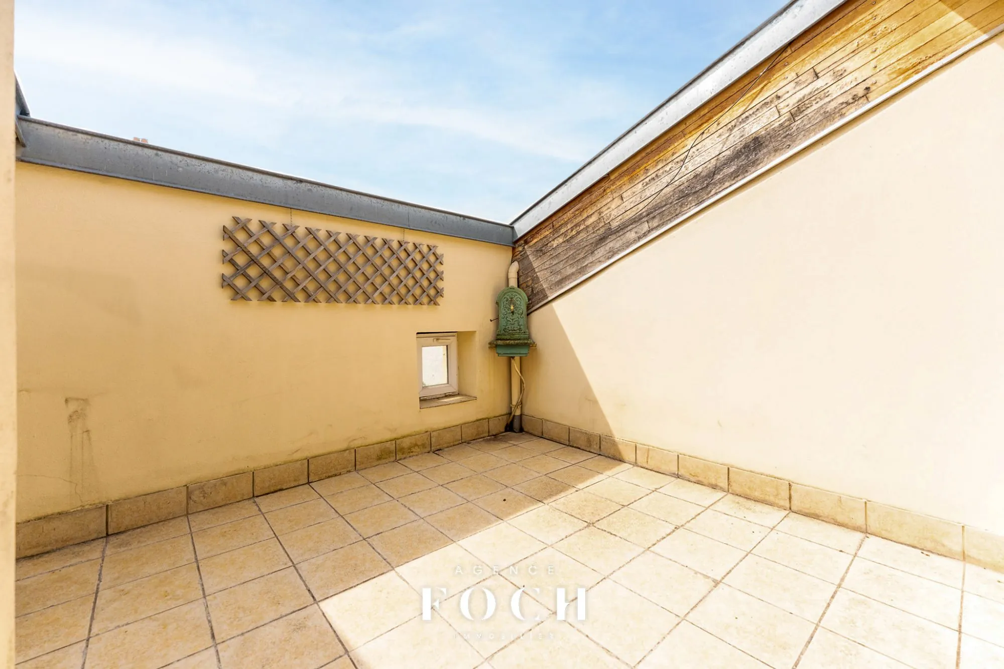 Appartement avec terrasse à Malzéville Centre - Grand potentiel