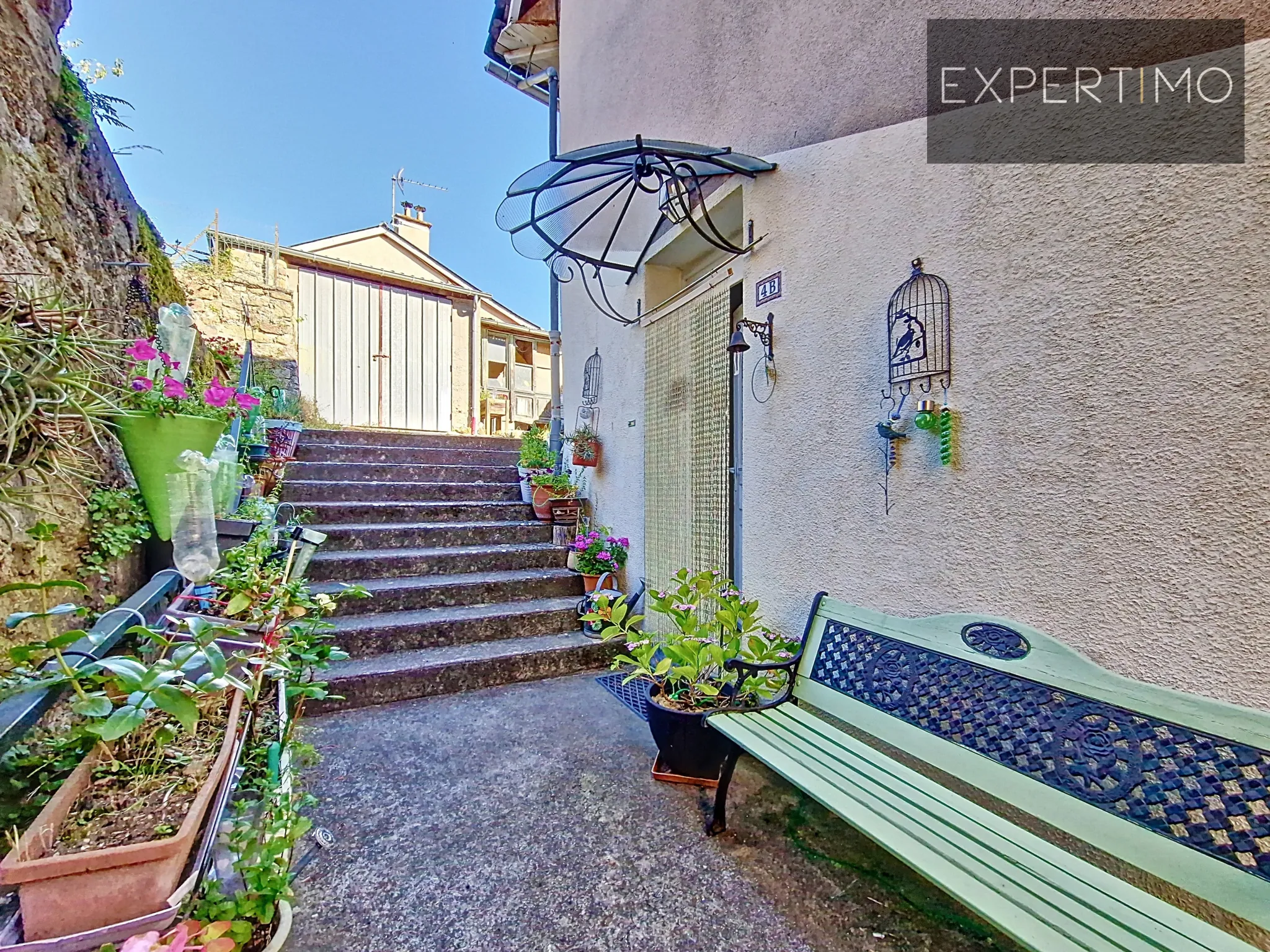 À vendre maison de village avec garage et panneaux solaires à Cassagnes-Bégonhès