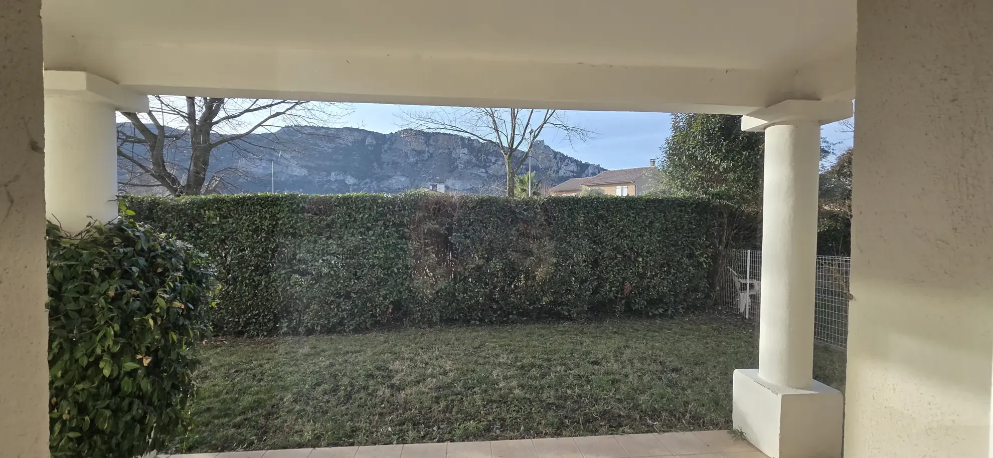 Appartement en rez-de-jardin à Guilherand-Granges avec jardin privé et garage