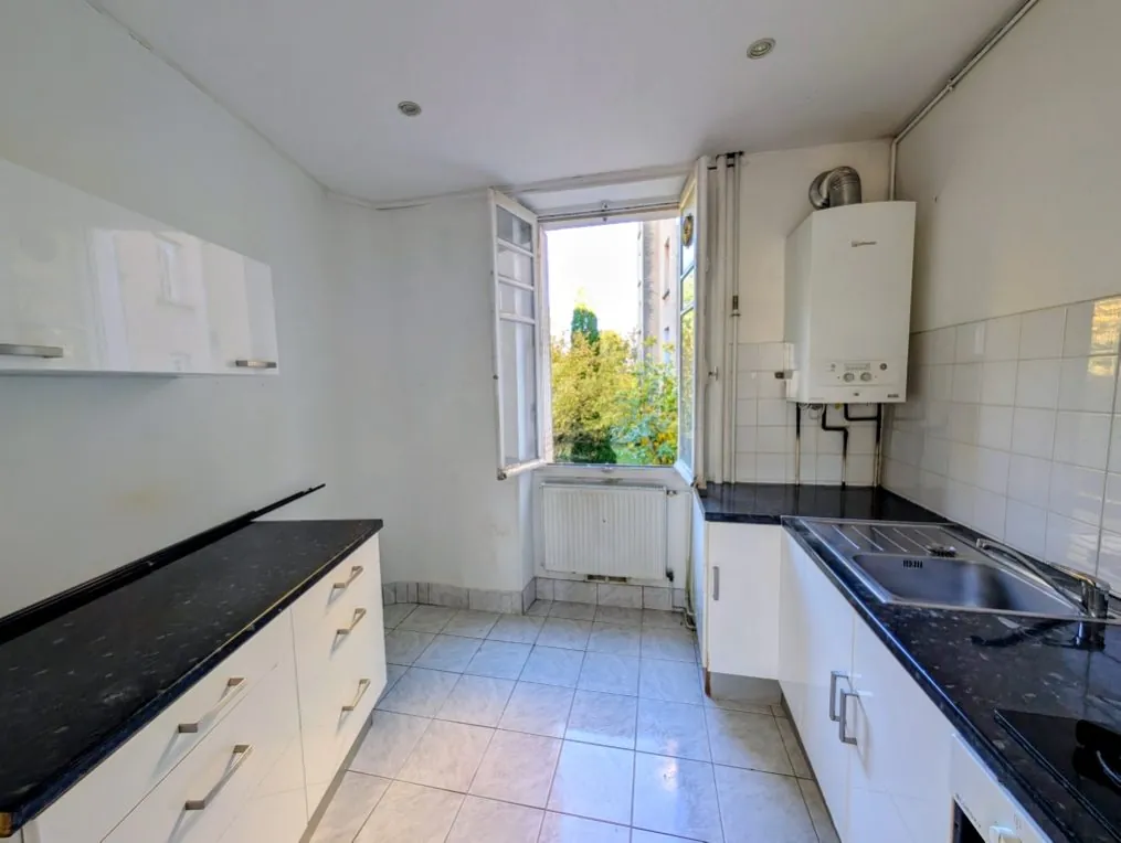 Appartement de 56 m² à Dijon Montchapet, proche commodités - Convient pour résidence ou investissement 