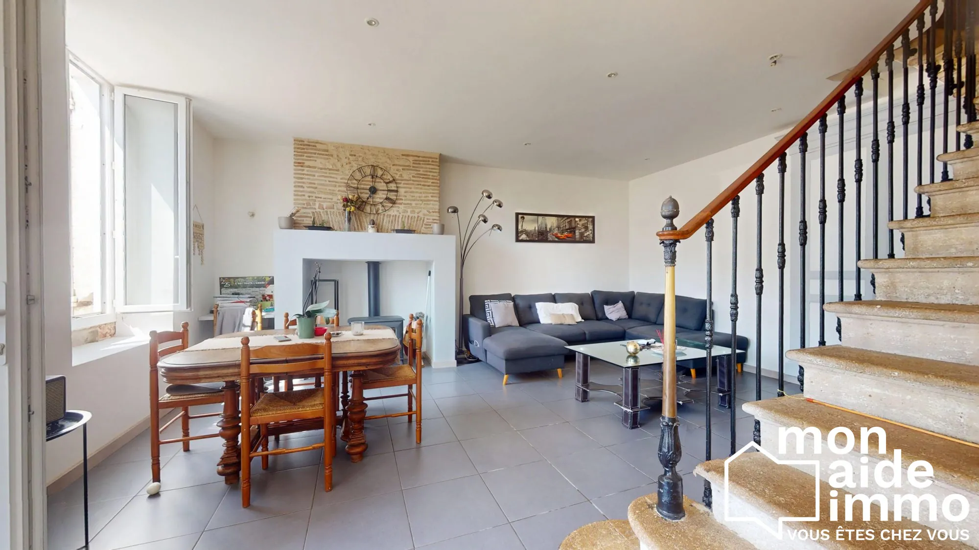 Maison en pierre rénovée à Noaillan, 3 chambres et grand terrain 