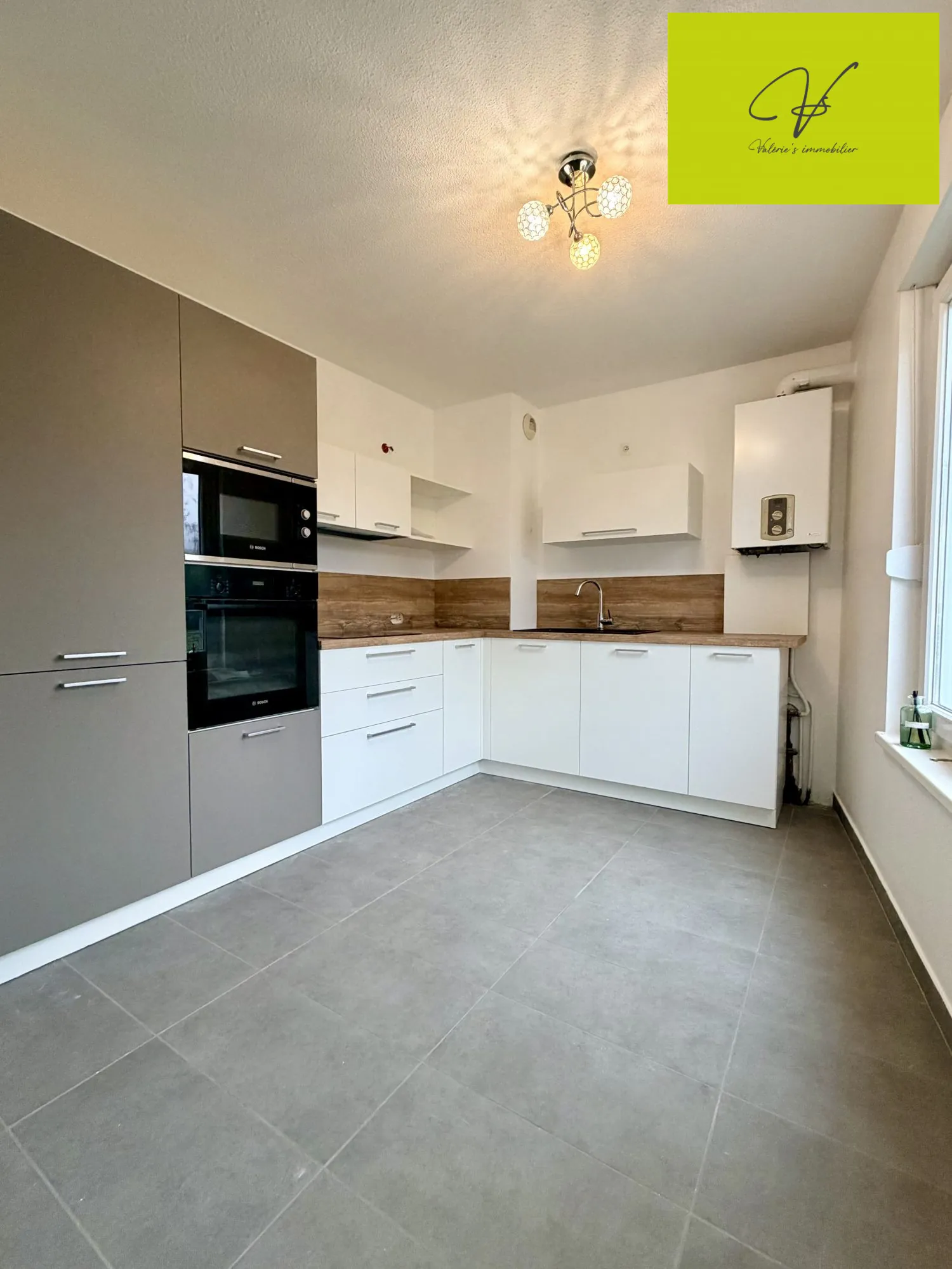 Bel appartement F4 avec terrasse dans résidence récente à Forbach