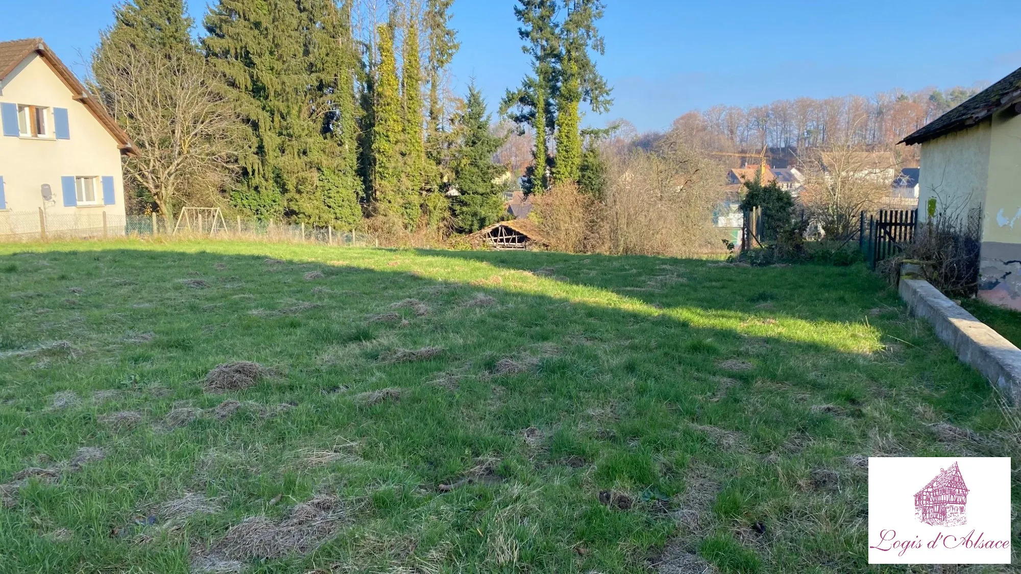 Terrain constructible de 12 ares 46 à Rispach, emplacement idéal 
