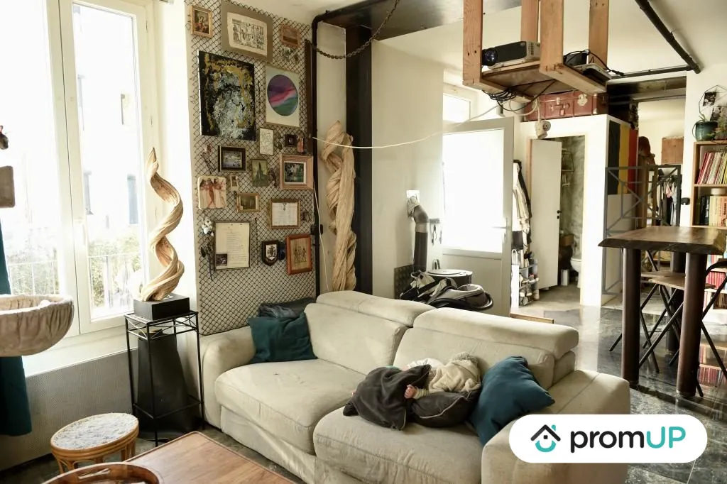 Grande maison récente de 93 m² avec 2 appartements à La Grand-Combe 