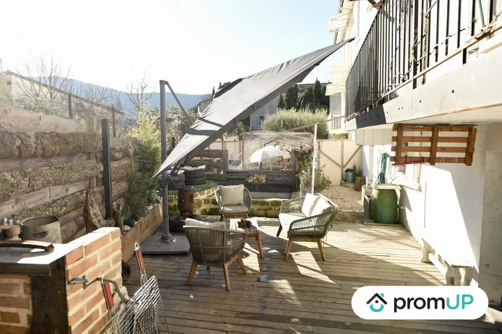 Grande maison récente de 93 m² avec 2 appartements à La Grand-Combe 