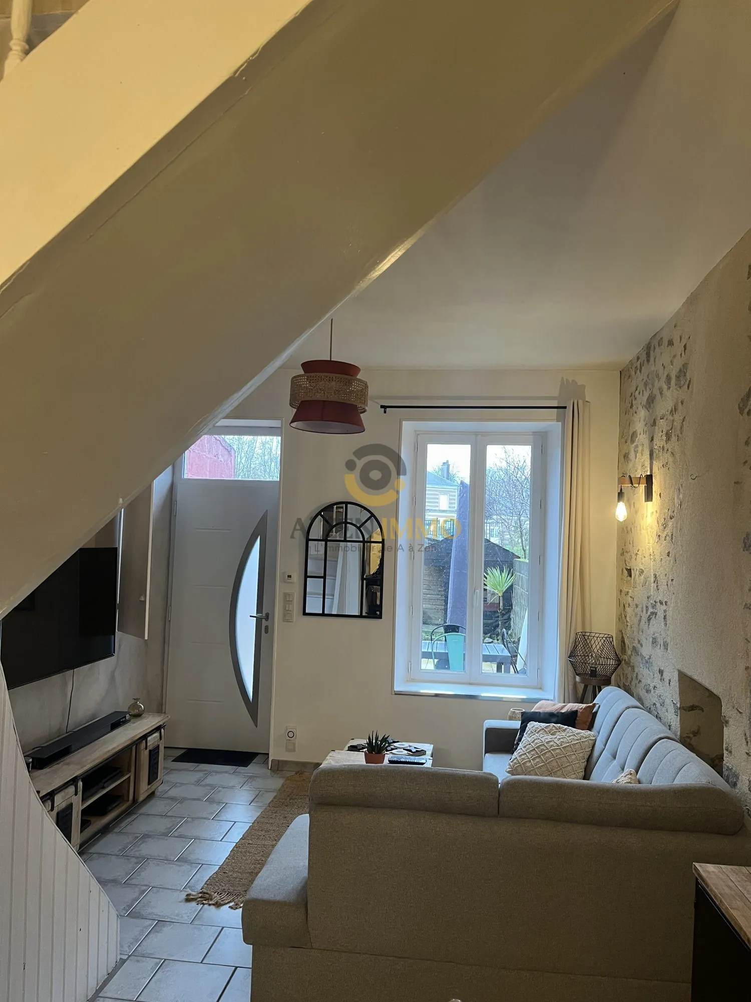 Maison de ville à Bressuire avec 3 chambres, cave et grenier - Idéal famille