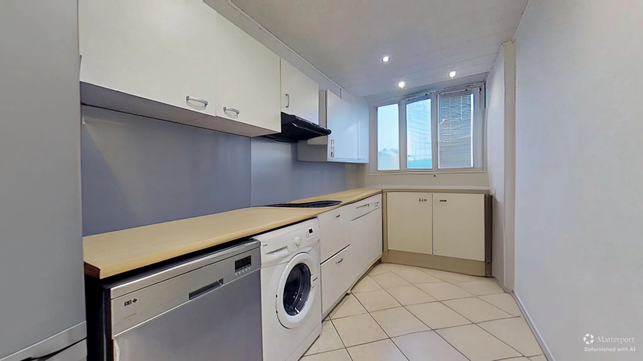 Appartement T4 lumineux avec loggia et parking à Marseille dans la résidence Val Pins 