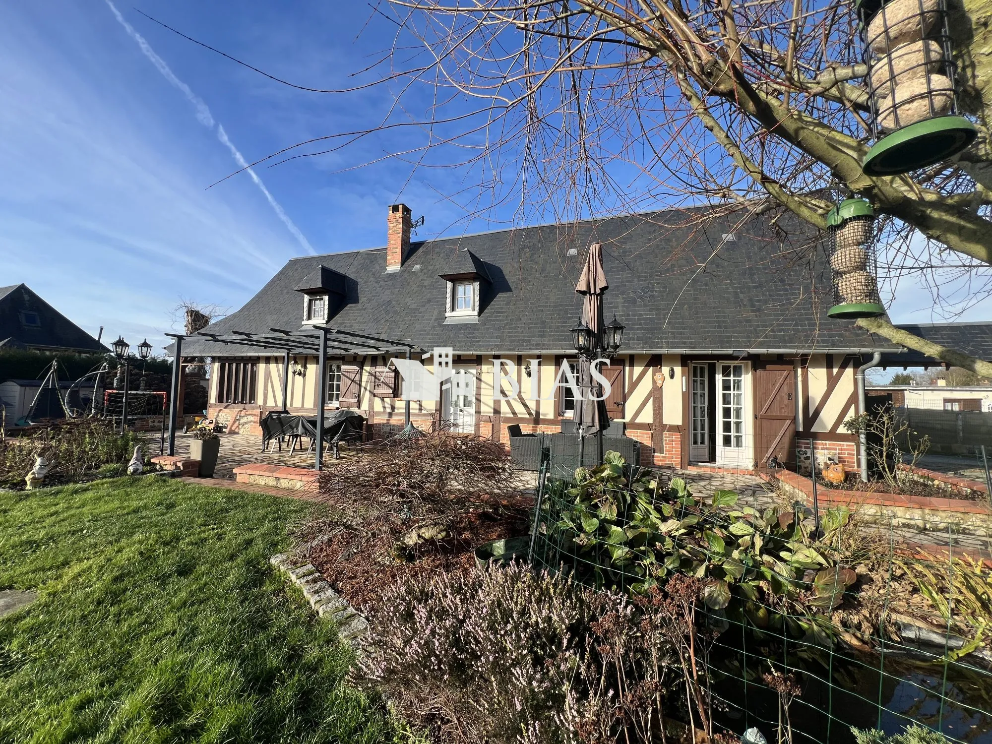 Charmante maison normande avec piscine chauffée à Lieurey