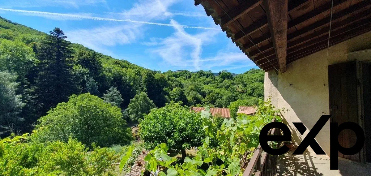 Charmante maison en pierre à Serviès, secteur d’Avène, avec terrasse et vue dégagée 
