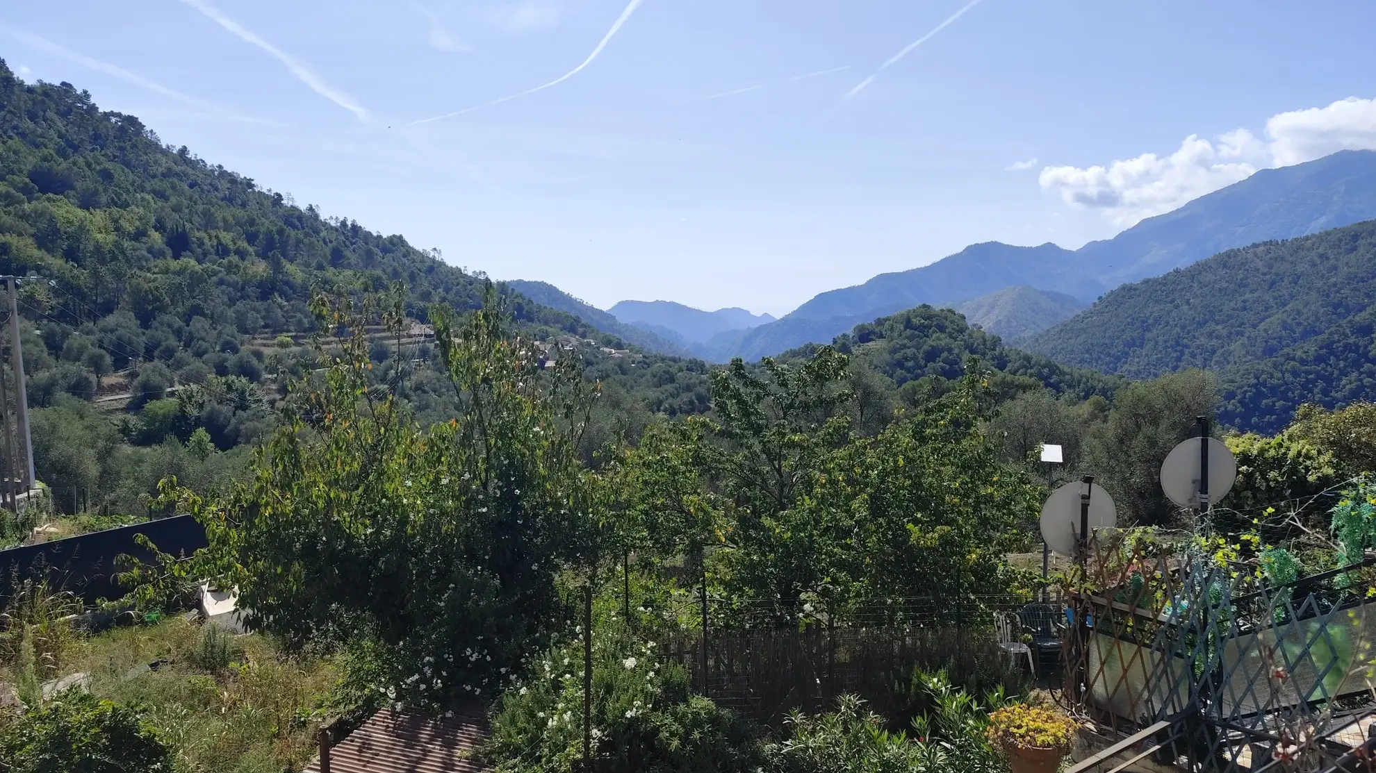 Maison à vendre avec jardin à Breil sur Roya - 3 Chambres, proximité école