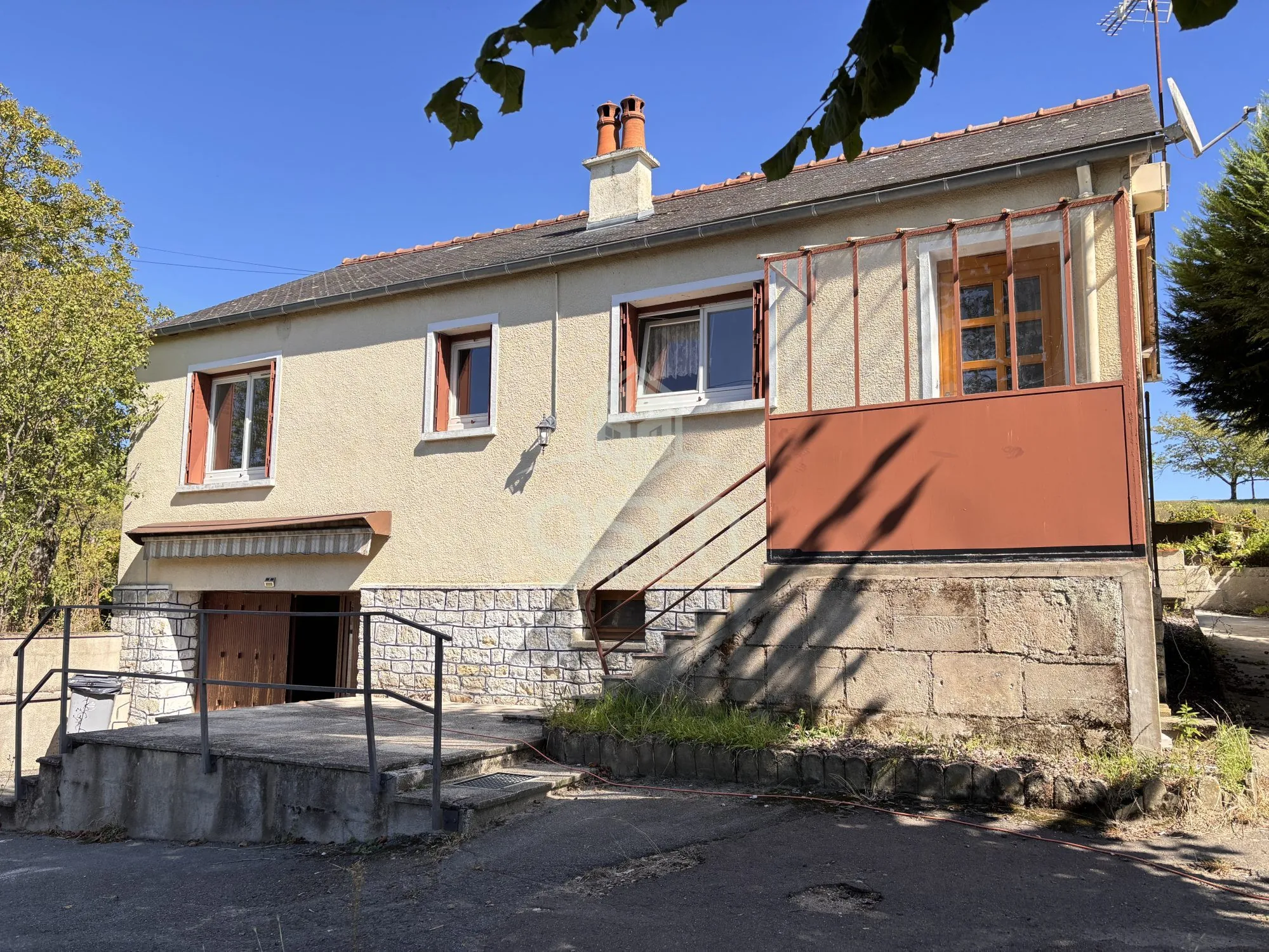 Maison à vendre à Noyant-de-Touraine avec 3 chambres et terrain de 459 m²