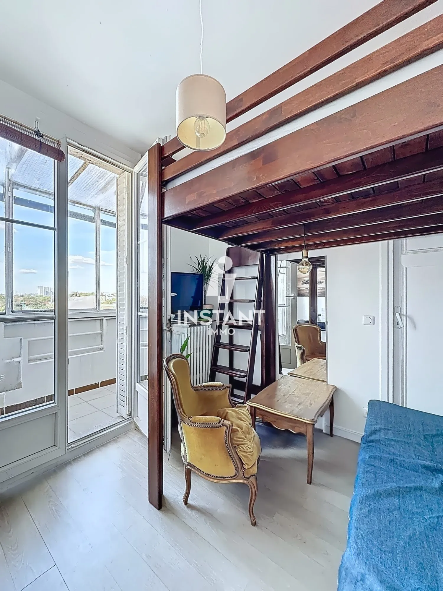 Appartement T2 lumineux avec loggia à Vert de Maisons, Maisons-Alfort