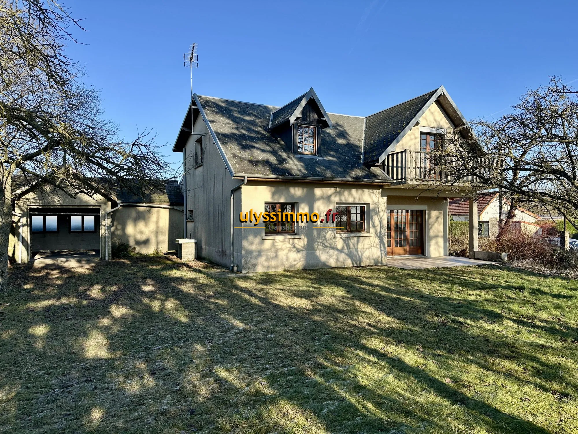 Grande maison de 6 chambres avec sous-sol, jardin et garage à Méharicourt