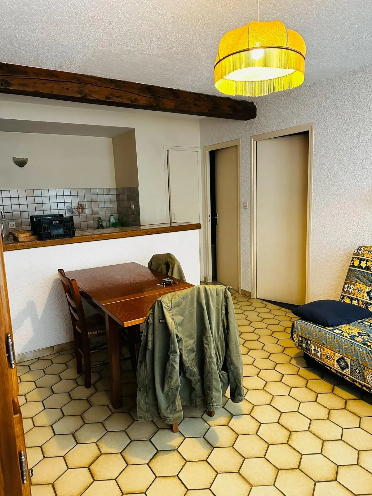 Achat appartement T2 à Laragne-Montéglin centre-ville – Loué et performant 