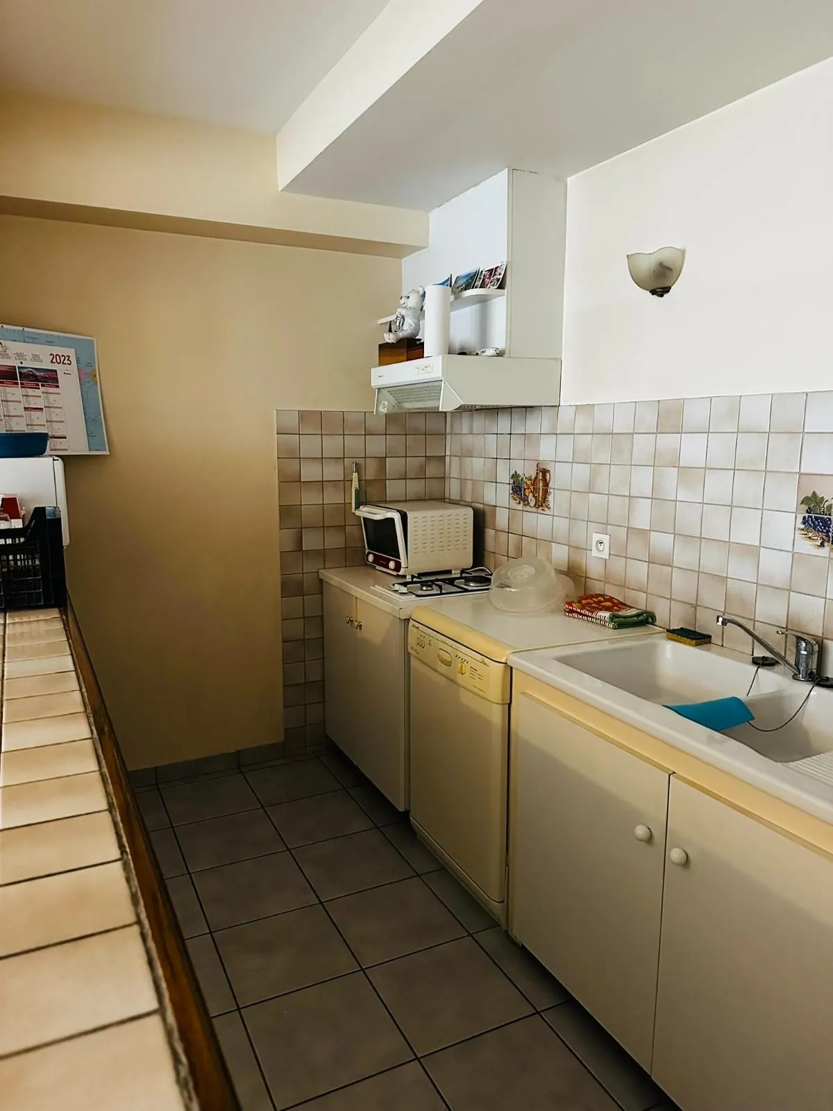 Achat appartement T2 à Laragne-Montéglin centre-ville – Loué et performant