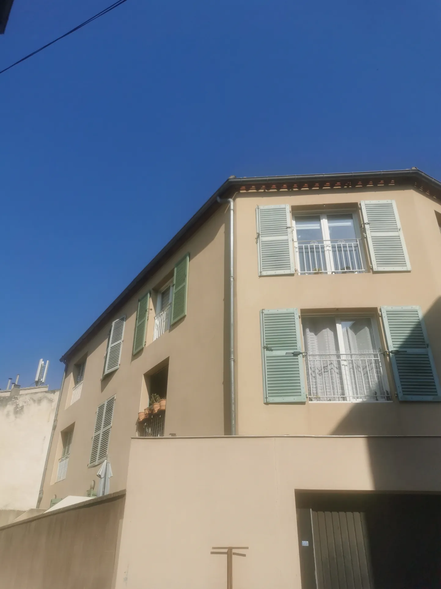 Appartement T2 avec loggia et ascenseur à Nîmes, proximité Coupole 
