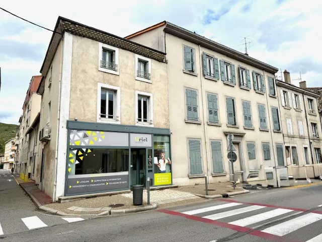 Immeuble locatif à Tain l'Hermitage avec local commercial et duplex – Centre-ville
