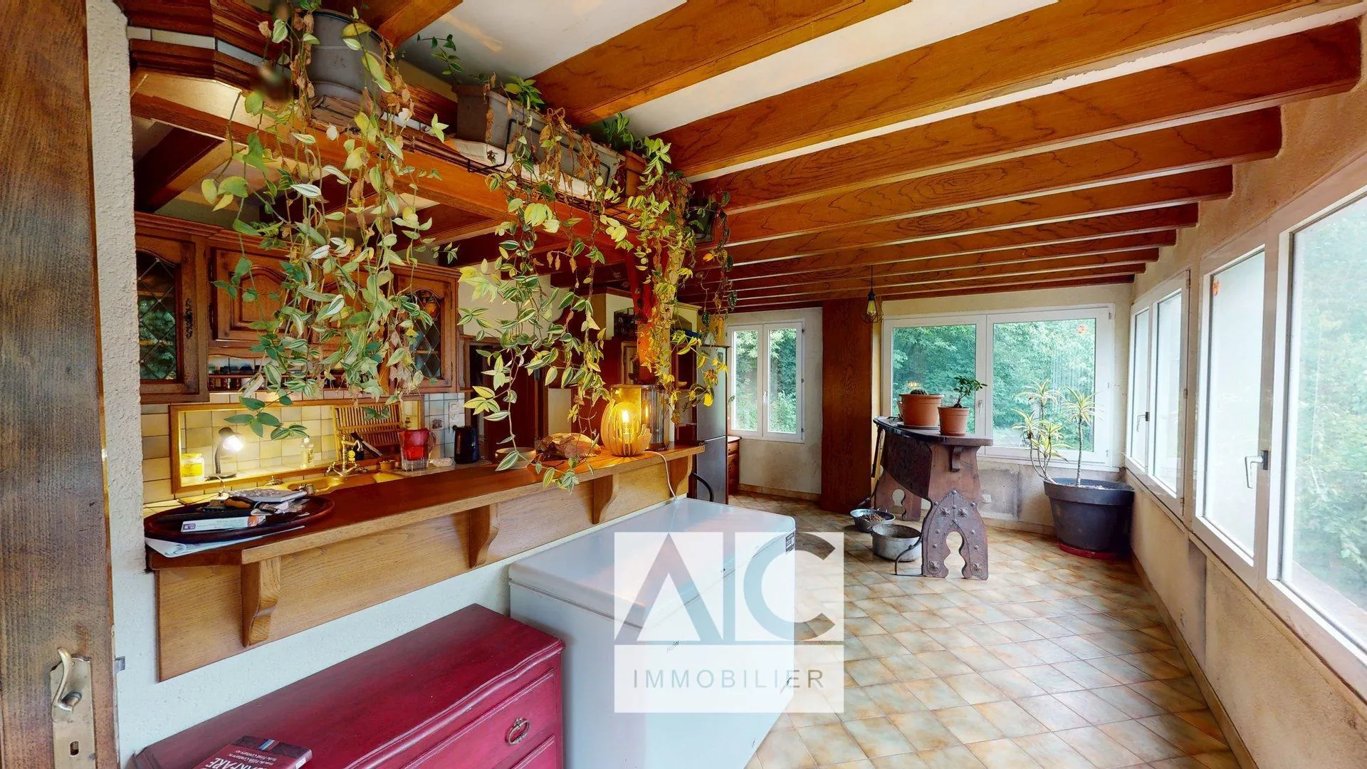 Ancien moulin à rénover de 151 m² avec grand terrain en Bretagne 