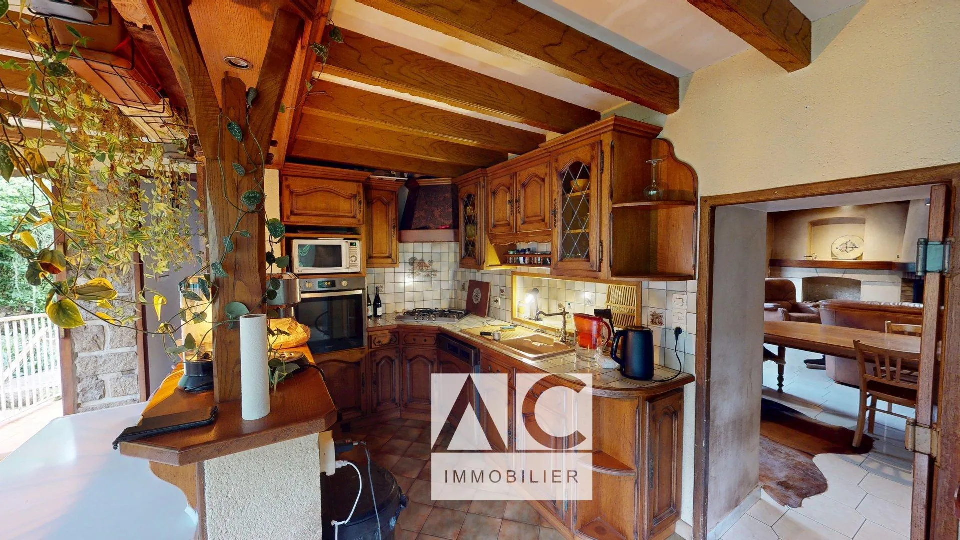 Ancien moulin à rénover de 151 m² avec grand terrain en Bretagne 