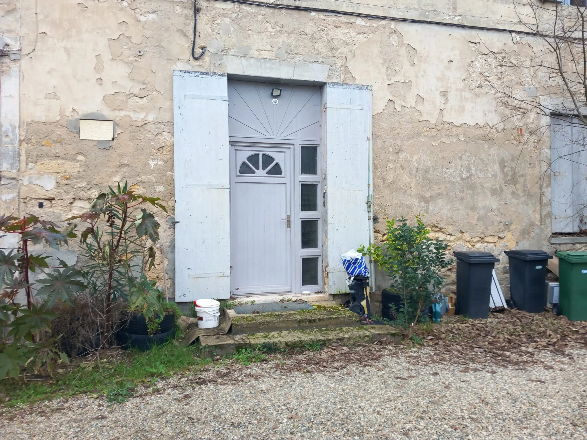 Appartement T3 à Bordeaux proche Gare St-Jean avec grand potentiel