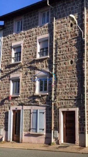 Immeuble à vendre à Cours avec fort potentiel de rentabilité et travaux à prévoir