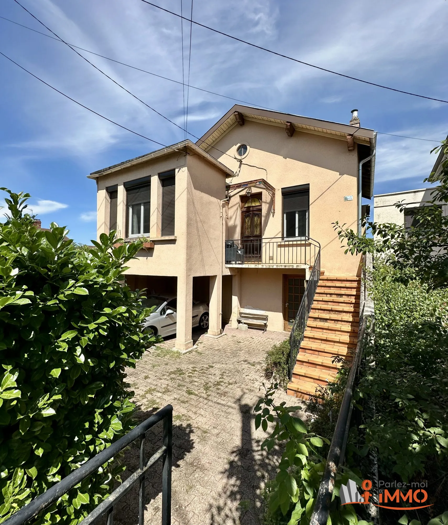 Maison à vendre à Ambérieu-en-Bugey avec grand terrain et garage