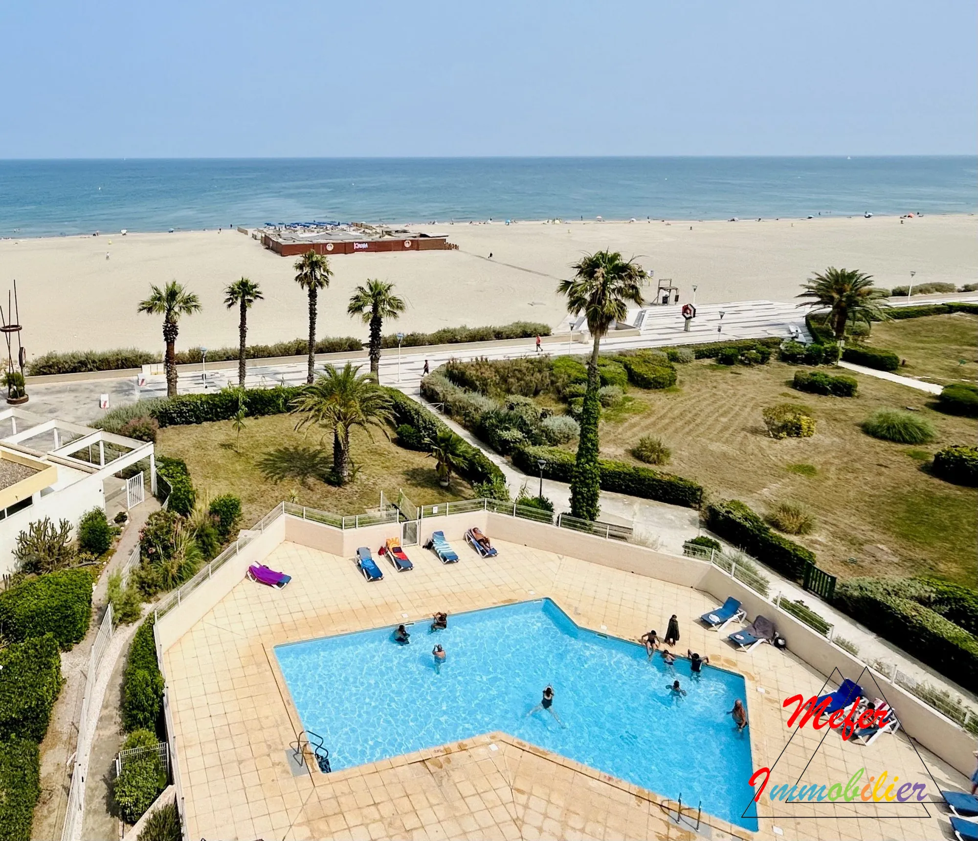 Appartement rénové avec vue sur mer à Canet-en-Roussillon – Dernier étage