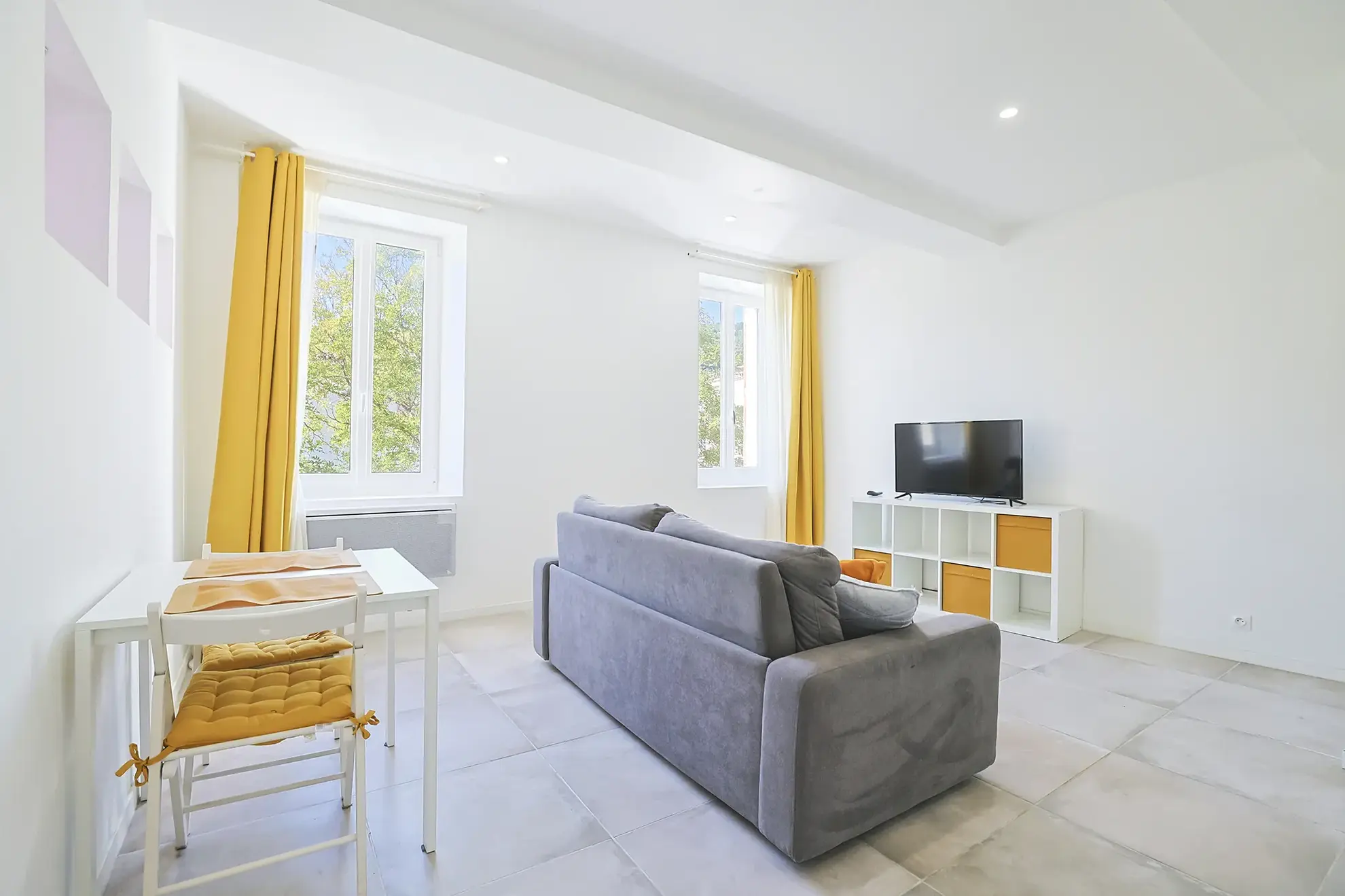 Studio lumineux rénové de 27m² au centre de La Valette du Var