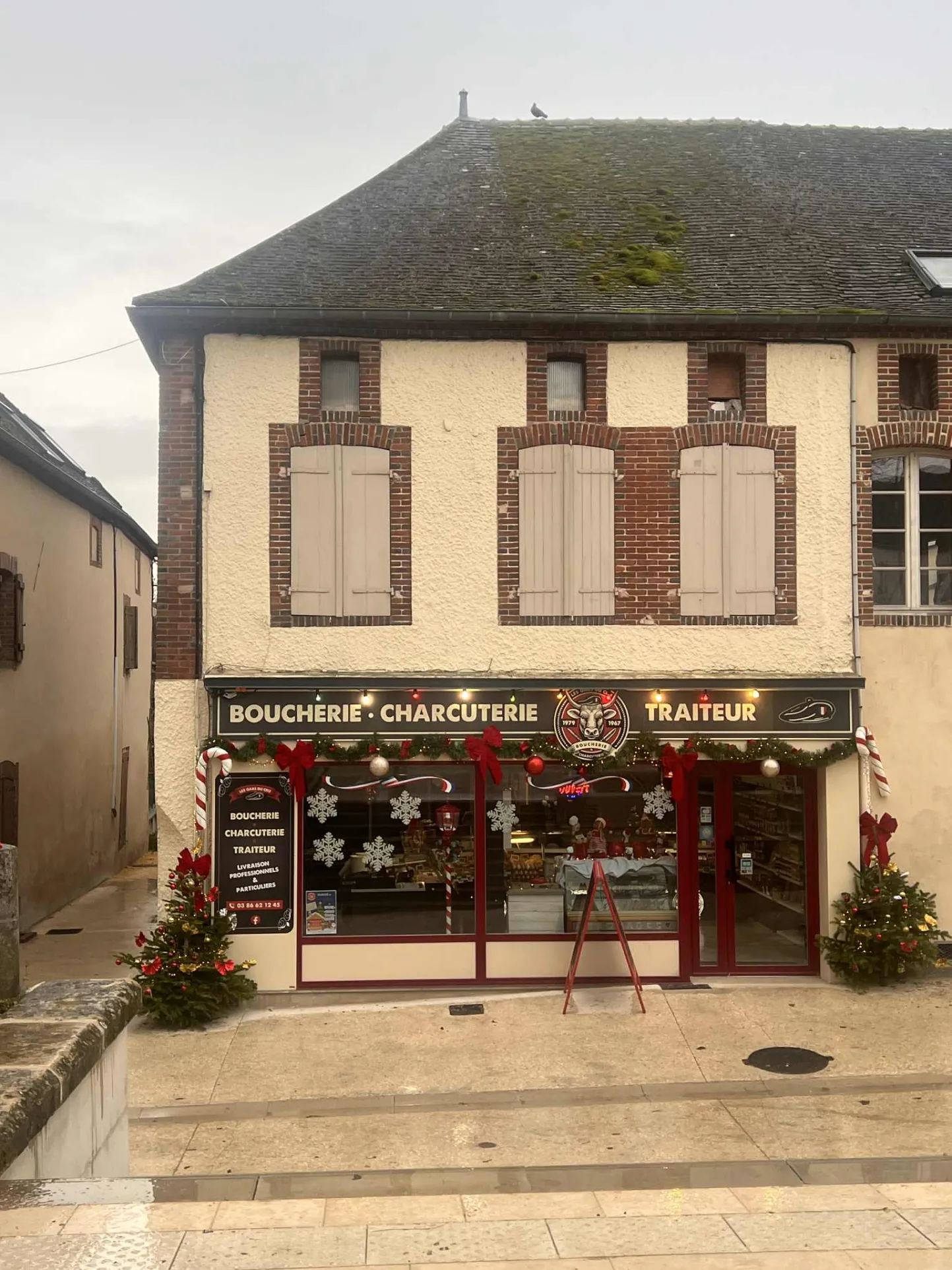 Immeuble de rapport à vendre à Aillant-sur-Tholon, investissement locatif optimal