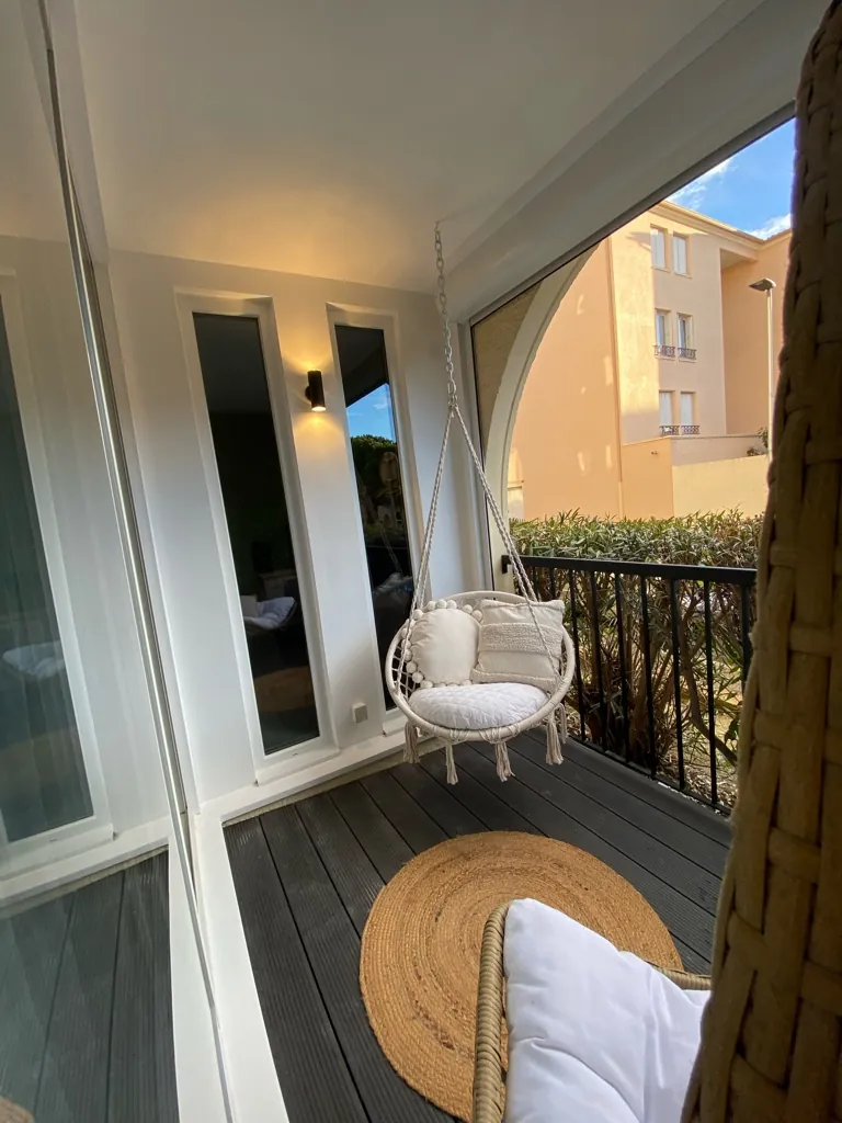 Appartement T3 rénové avec loggia, parking et garage à Montpellier Nord