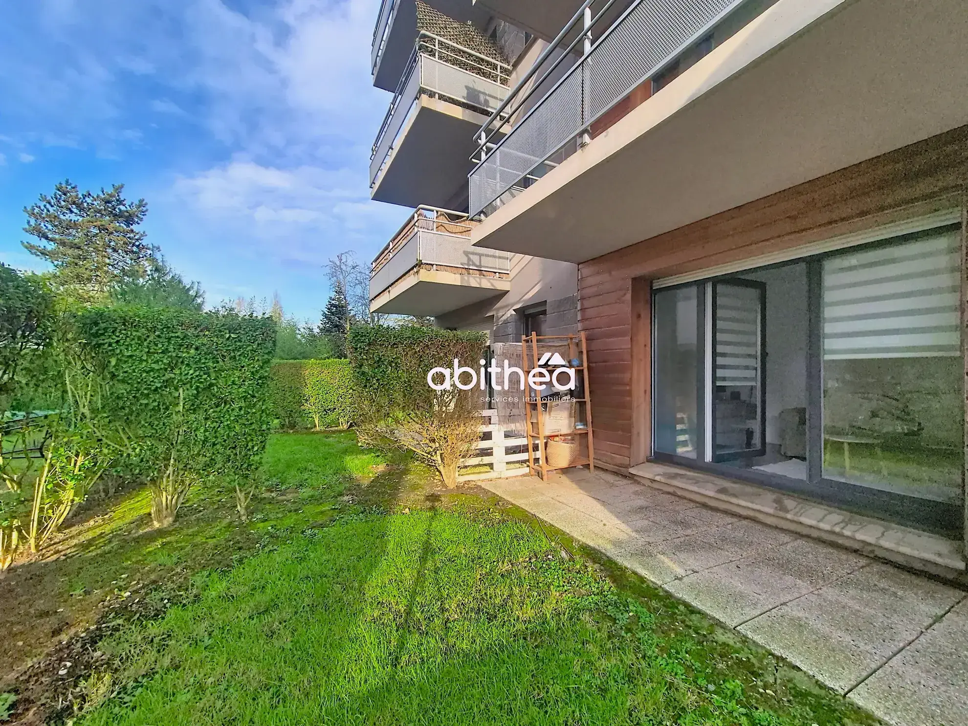 Studio en rez-de-jardin à vendre à Béthune avec parking privatif