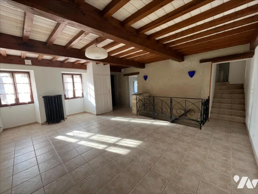Maison de village à Chabeuil avec 3 chambres et garage 