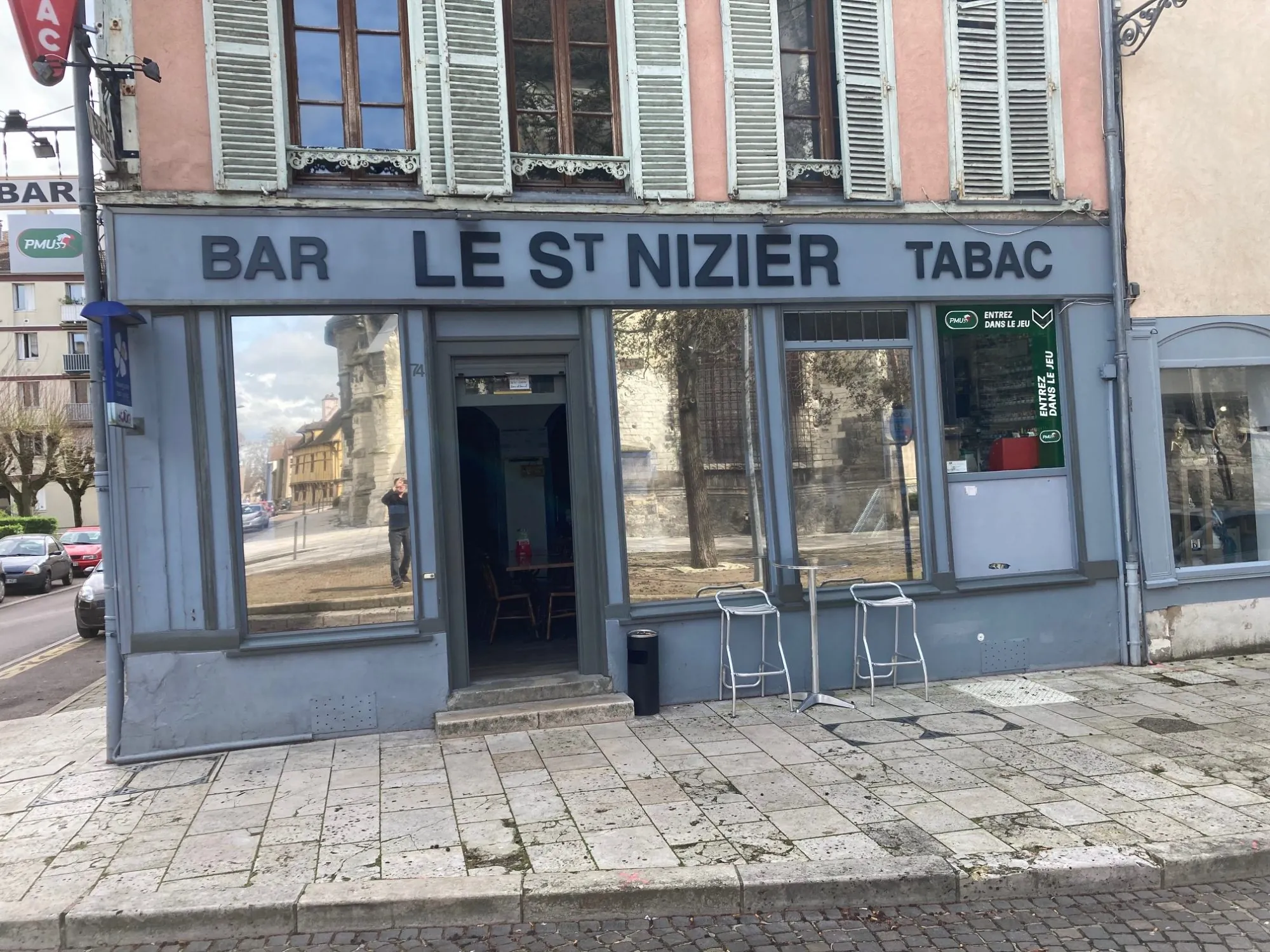 Fonds de commerce Bar Tabac FDJ PMU à Troyes - 68 m², proximité centre-ville