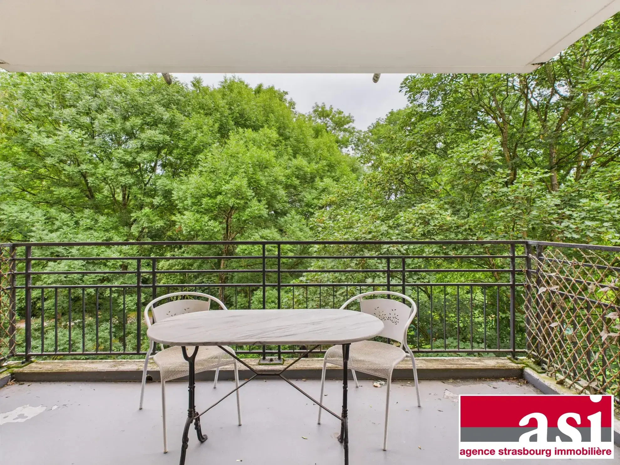 A vendre appartement 3 pièces avec balcon et garage à Strasbourg 
