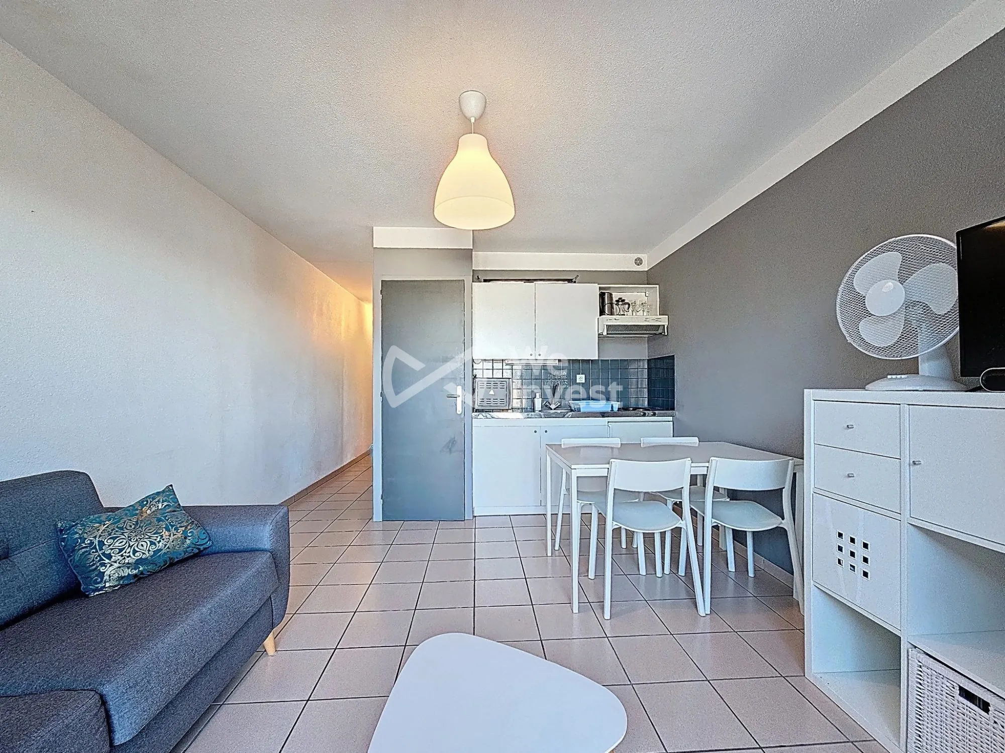 Appartement au bord du lac de Pareloup avec terrasse et piscine à Salles-Curan 