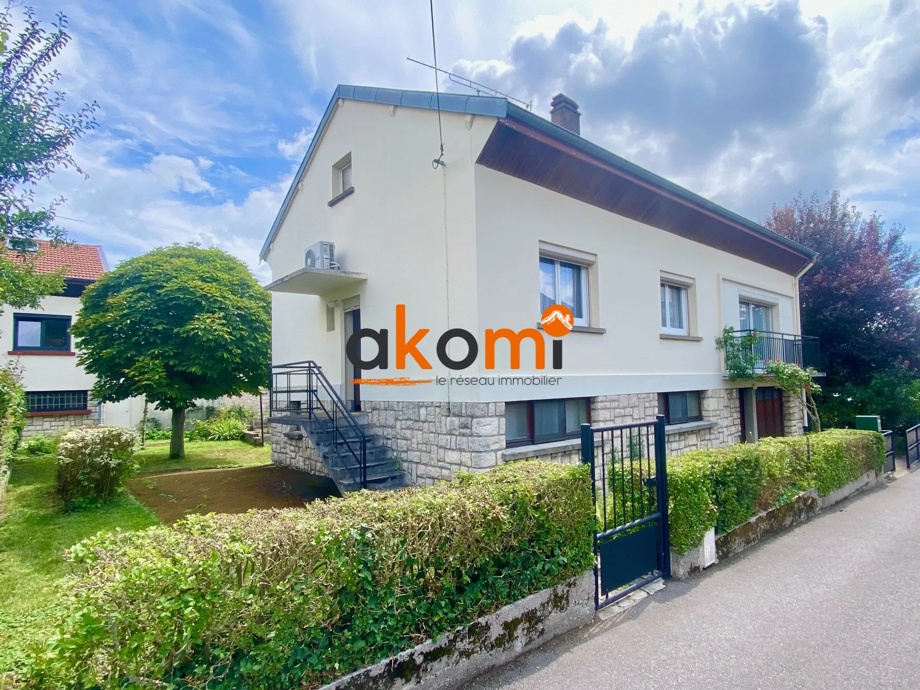 Maison F5 avec sous-sol et jardin à Toul Croix de Metz