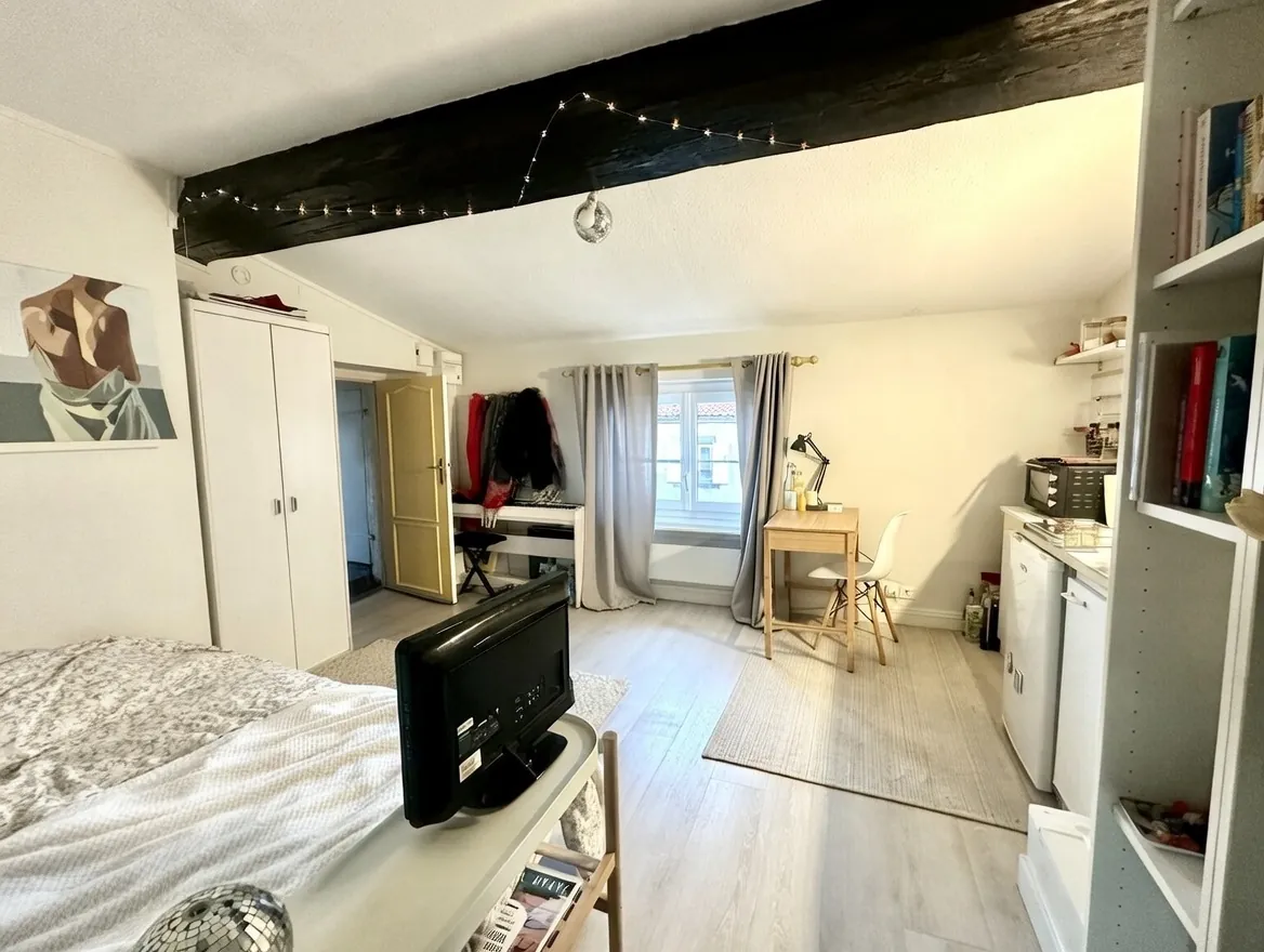 Studio de 19 m² en hyper-centre de Clermont-Ferrand, idéal investissement ou pied-à-terre