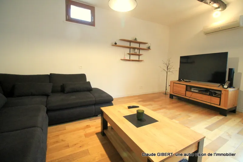 Appartement T3 au centre de Loupian avec terrasse, parfait pour premier achat ou investissement 