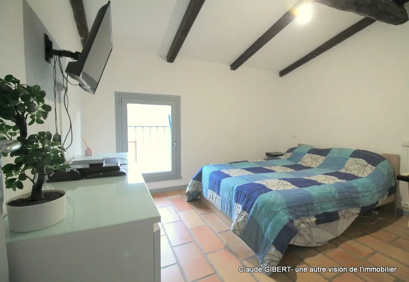 Appartement T3 au centre de Loupian avec terrasse, parfait pour premier achat ou investissement 
