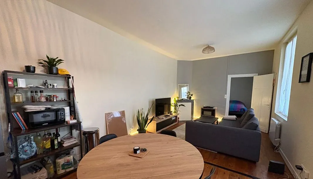 Appartement T2 de 42m² à Périgueux - Loué et rénové, investissement clé en main
