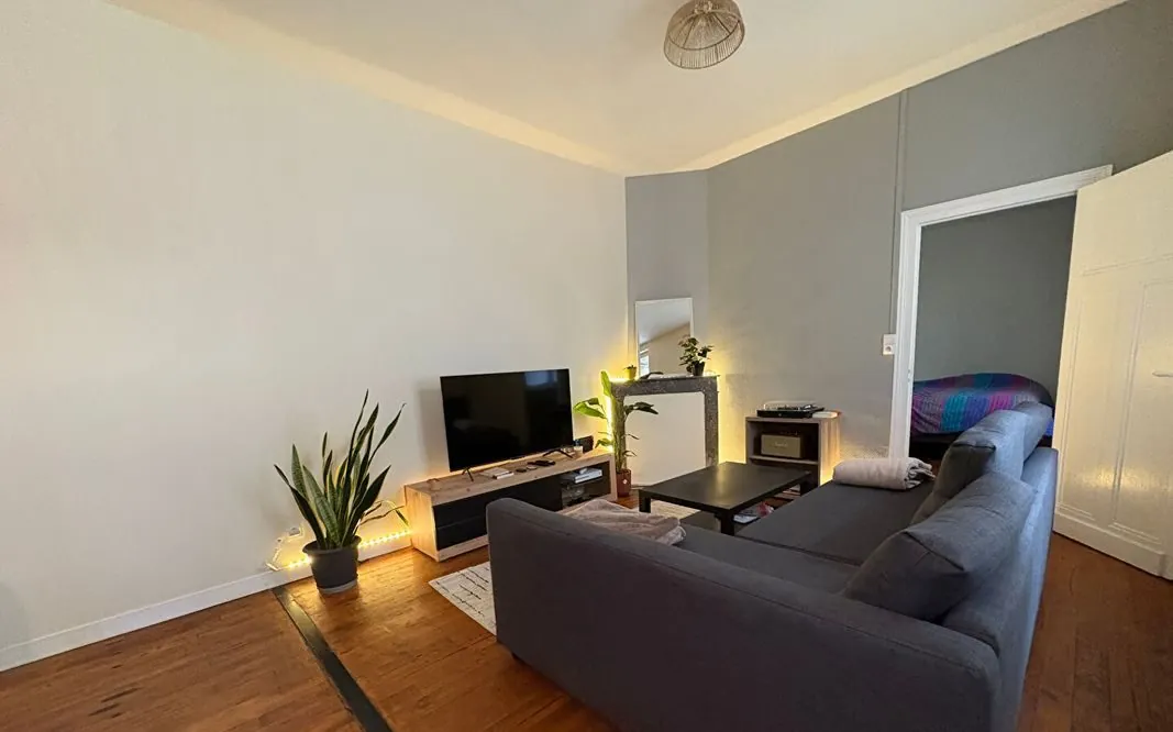 Appartement T2 de 42m² à Périgueux - Loué et rénové, investissement clé en main 