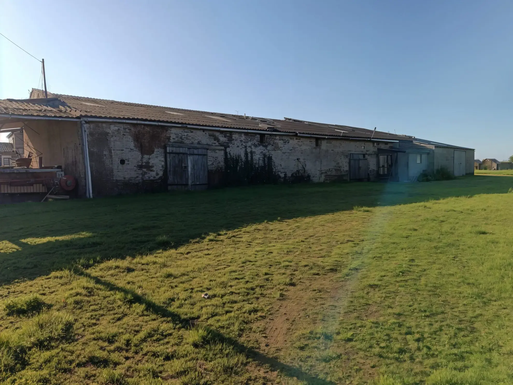 Ancienne grange à rénover à Montrevault-sur-Èvre – Projet patrimonial et personnalisé