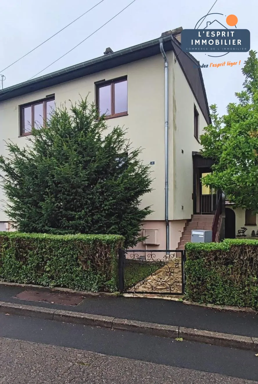 À vendre maison mitoyenne de 95 m² avec garage et terrasse à Sarreguemines