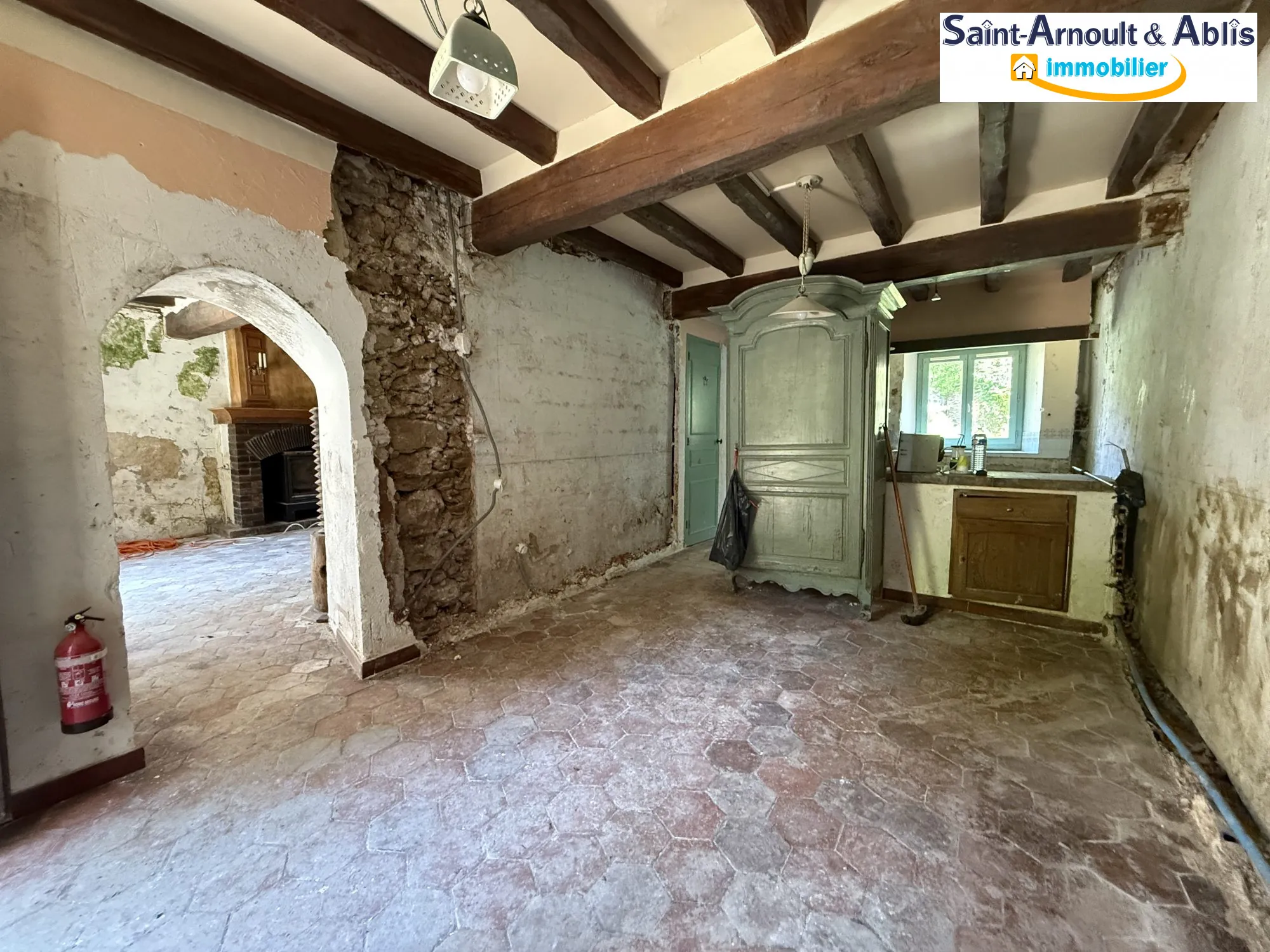 Charmante maison avec dépendance à vendre à Prunay-en-Yvelines 