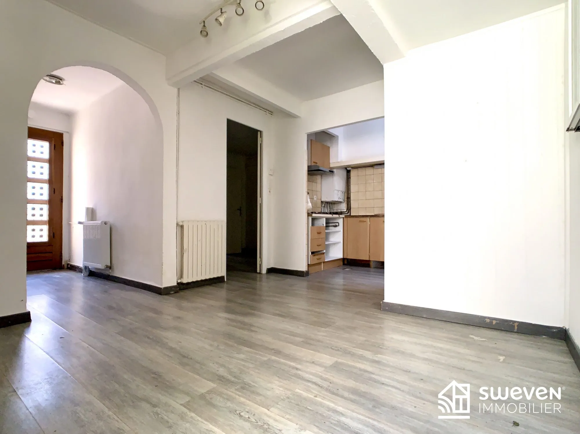 Maison de 58m² avec terrasse et garage à Perpignan, idéal investissement ou résidence principale