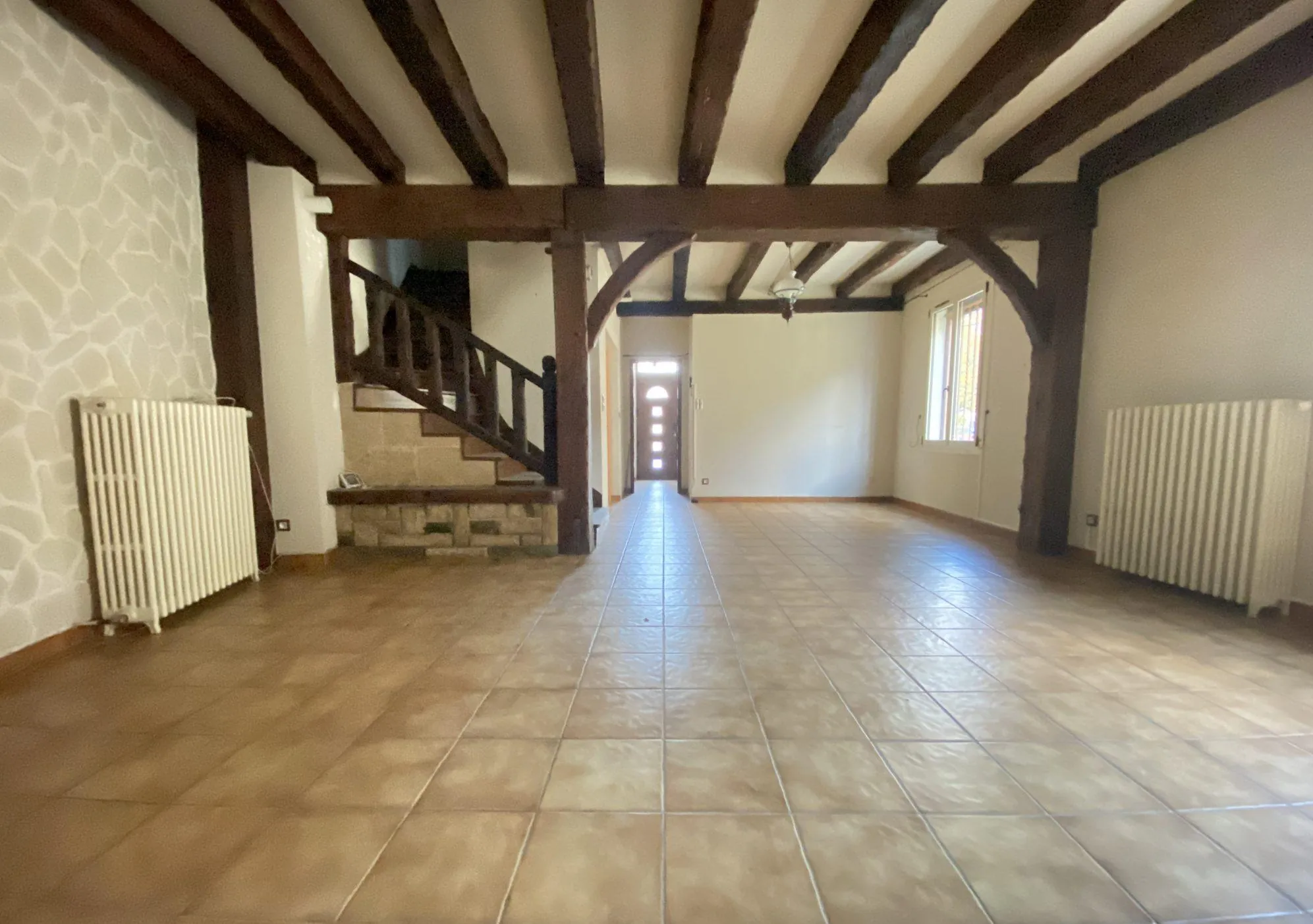 SEJOUR Maison de ville rénovée à Bourges dans le quartier Auron