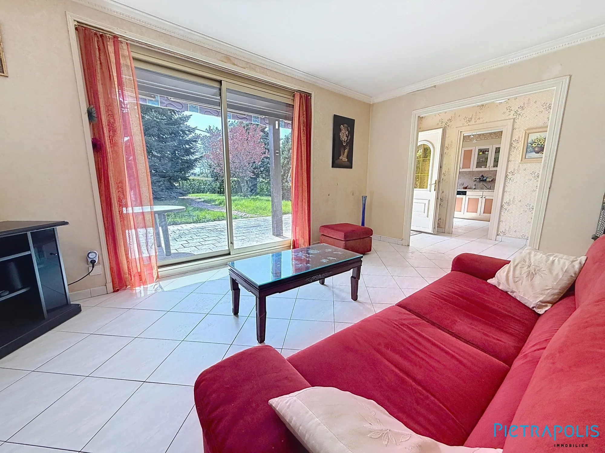 Maison individuelle à vendre à Cordelle, 130 m², proches commodités 