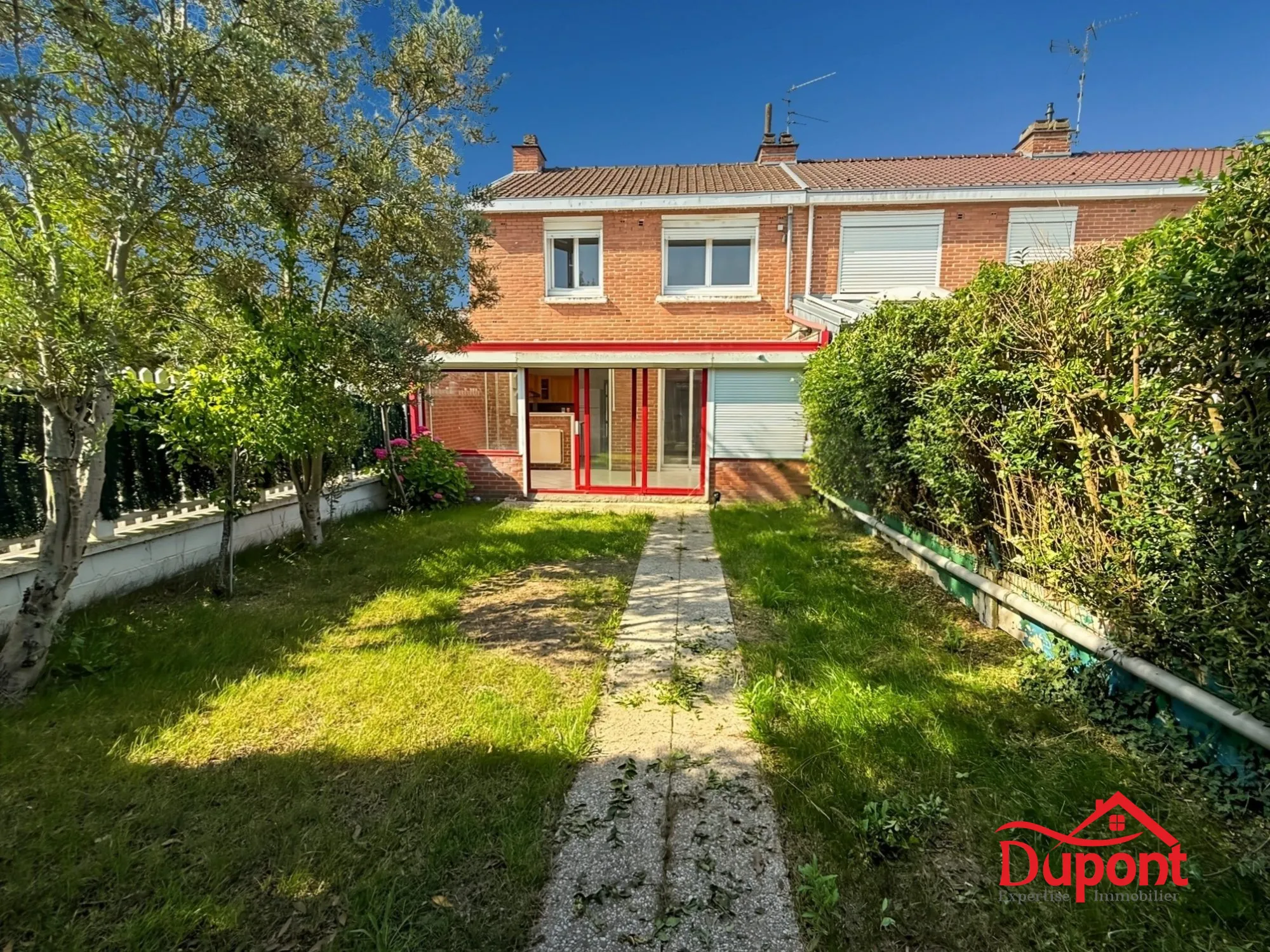 Belle maison semi-individuelle à Valenciennes avec jardin et garage