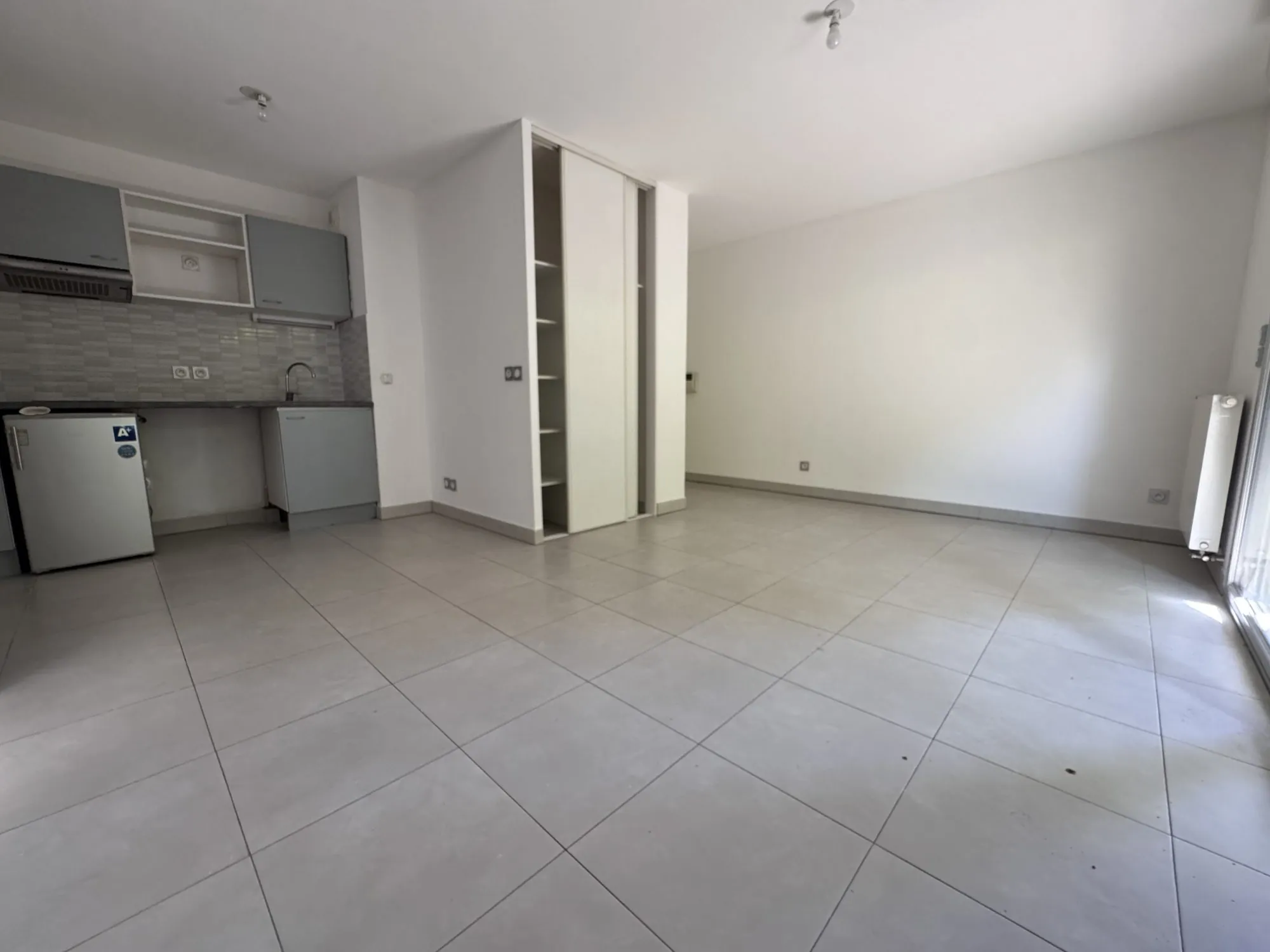 Appartement 2 pièces avec terrasse et parking à Montpellier Ouest 