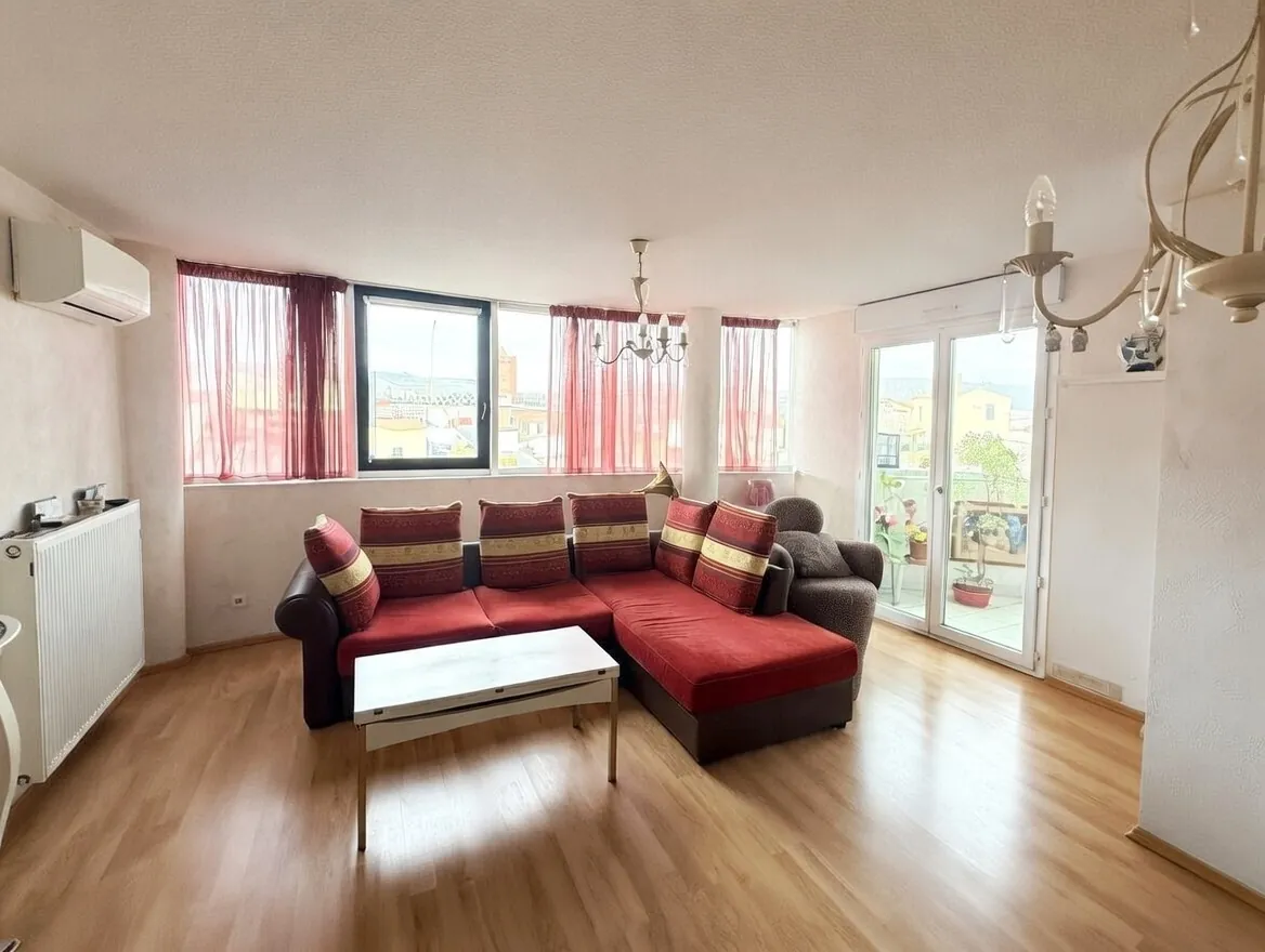 Appartement T3 de 84 m² avec loggias, garage et cave à Issoire